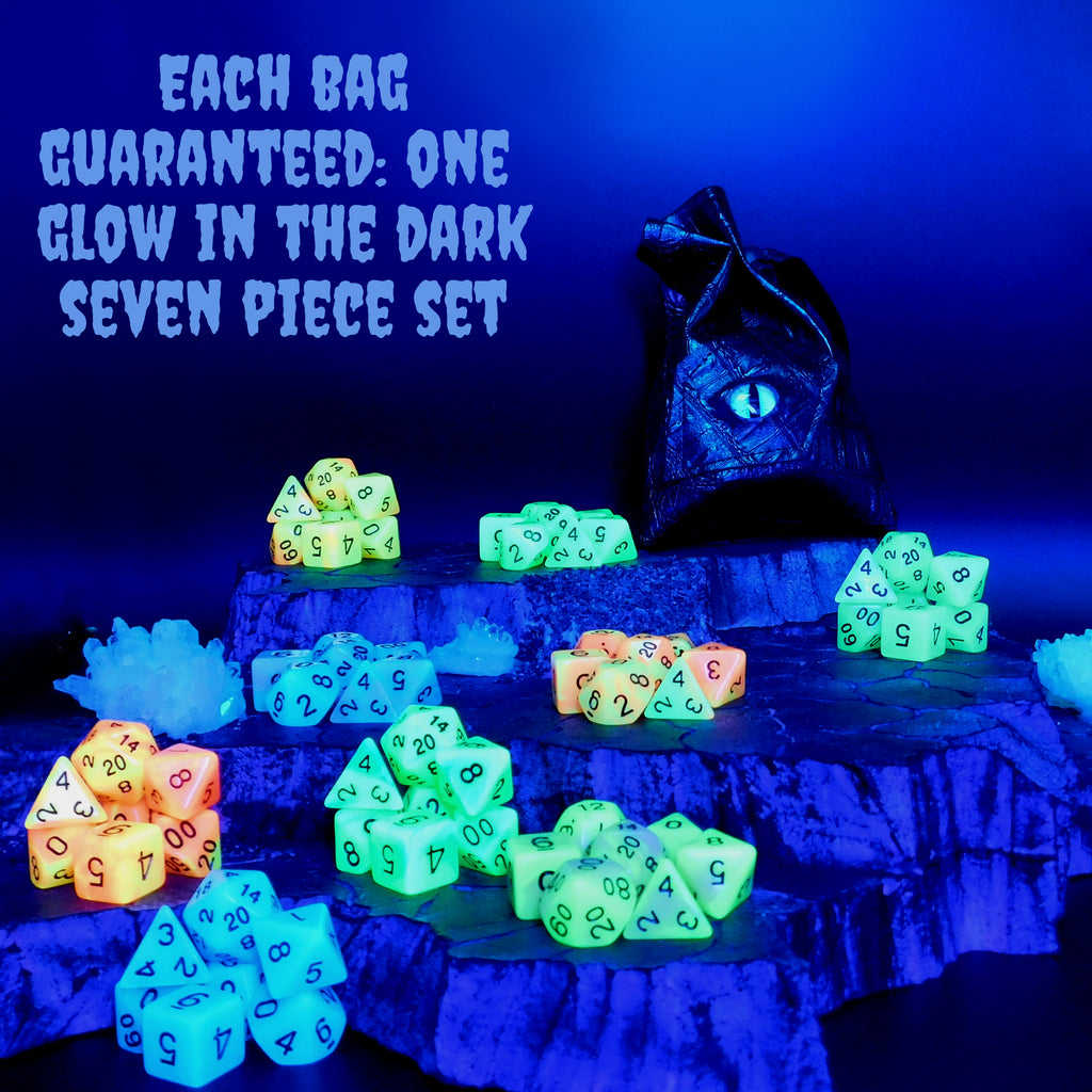 HAMMER BLACK & GLOW-IN-THE-DARK DICE BAG - DWARVEN - BHAM131